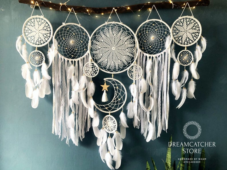 ๐ Dreamcatcher moon and stars hanging over the bed(๐Hot Sale-$100 OFF๐๏ผ